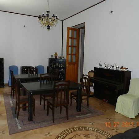Room 404 Guest House Tbilisi Eksteriør bilde