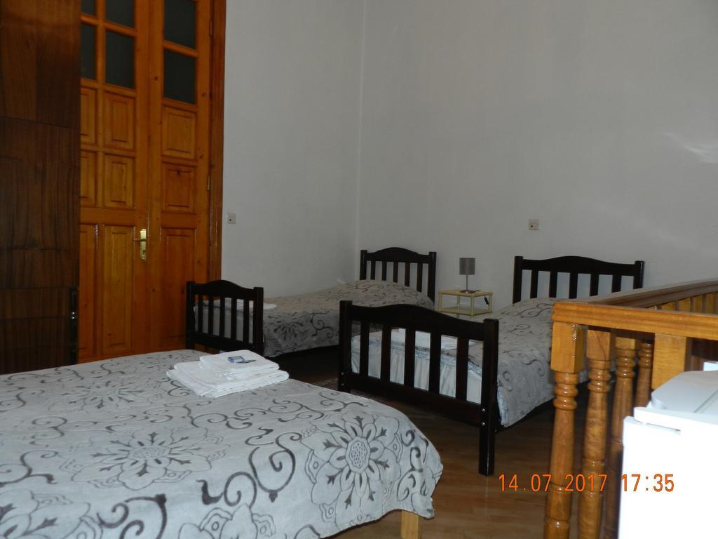 Room 404 Guest House Tbilisi Eksteriør bilde