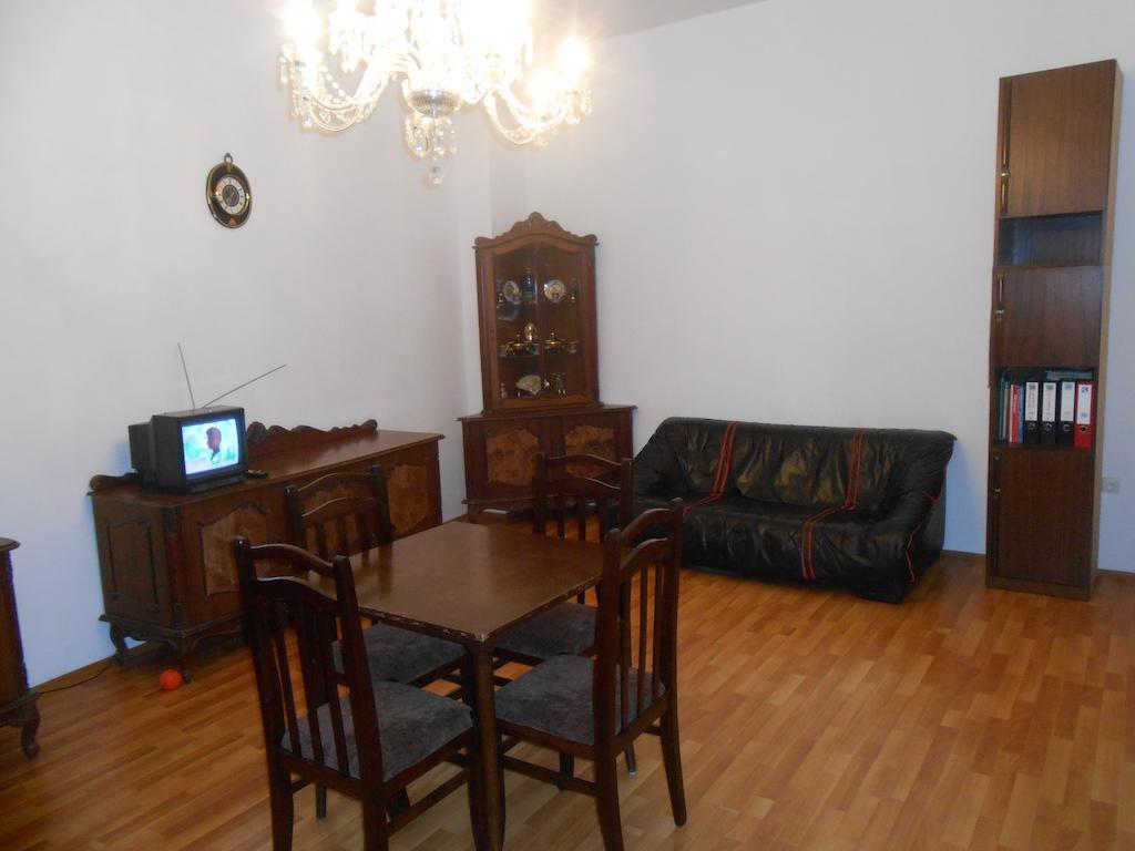 Room 404 Guest House Tbilisi Eksteriør bilde